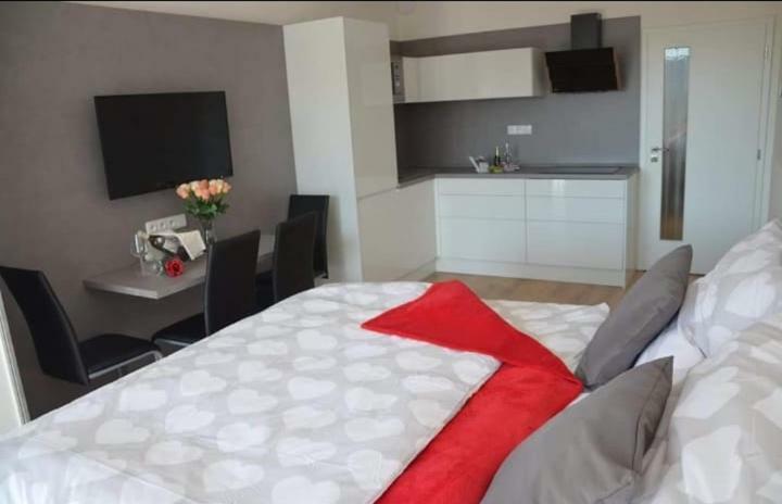 Apartman Lucie Lipno nad Vltavou Exterior foto
